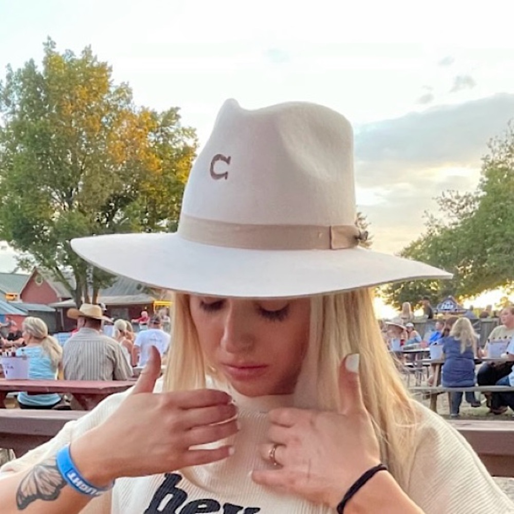 Charlie 1 Horse Hat
